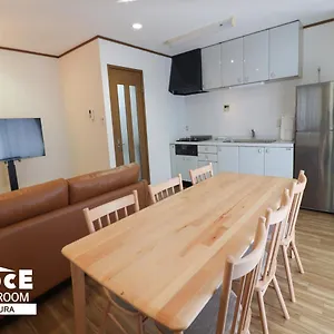 Gloce 鎌倉 若宮大路house お部屋から江ノ電ビューを独り占め 鎌倉駅から徒歩3分 アパート